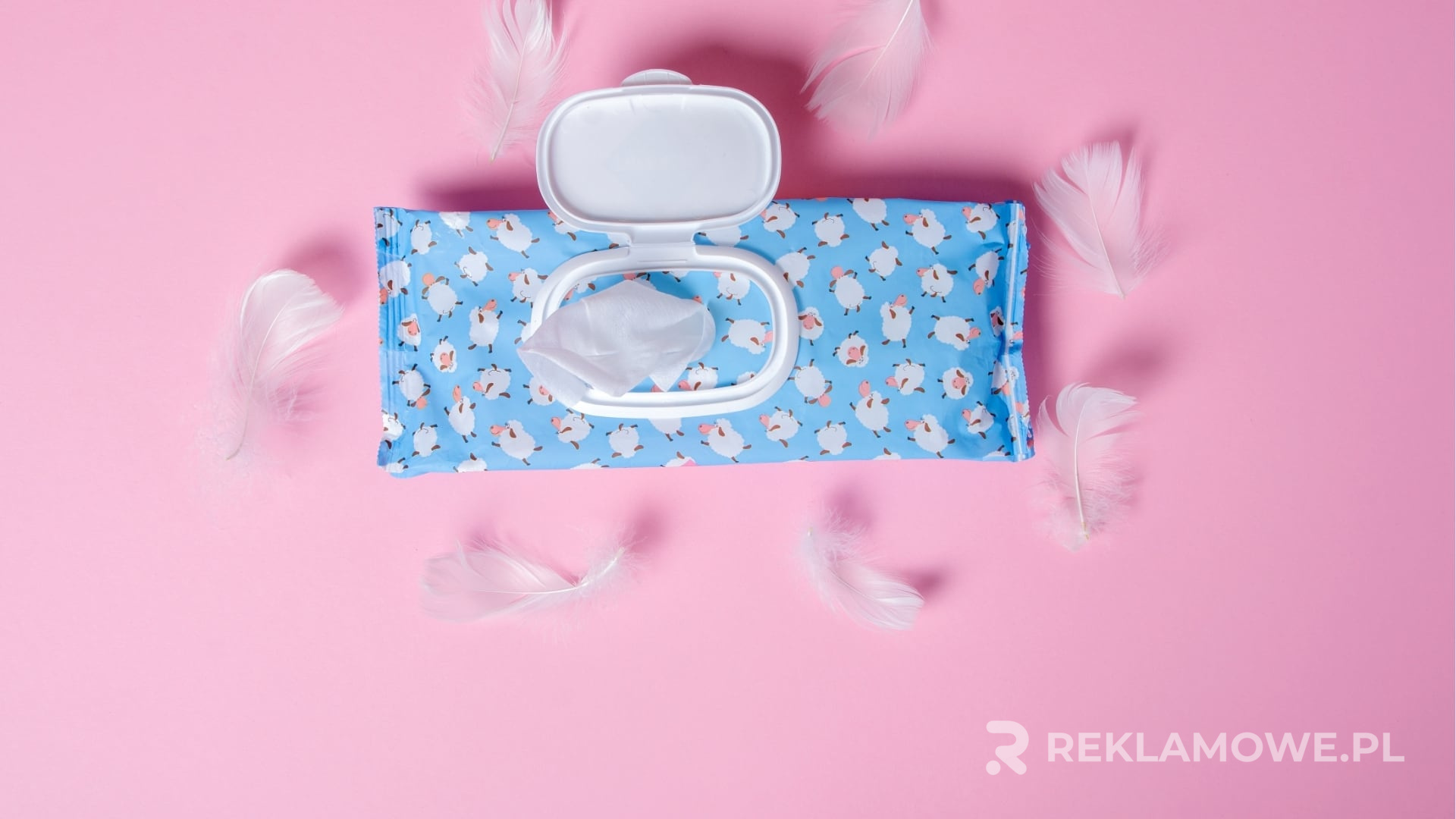Chusteczki reklamowe w użyciu podczas sezonowej kampanii